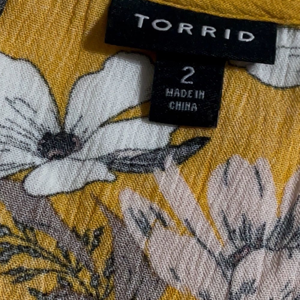 🌺TORRID Babydoll Gauze Crochet Top🌺 - Picture 3 of 14